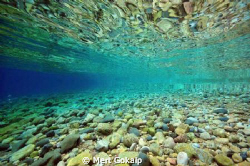 There is a thermocline on the RHS. It gets deeper on the ... by Mert Gokalp 